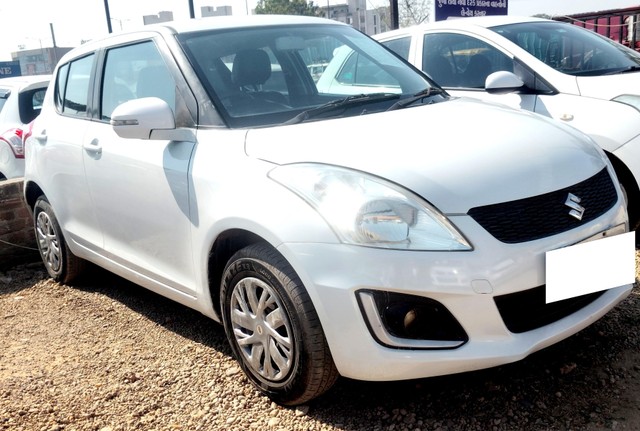 Second-hand 2016 Maruti Swift VXI for sale in Ahmedabad