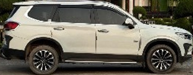 Second-hand 2021 MG Gloster Savvy 6-Str for sale in Lucknow-4