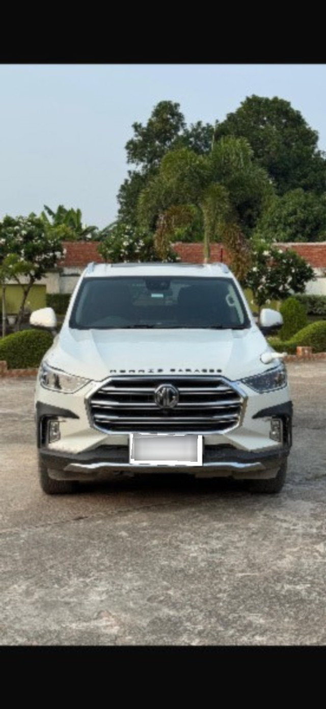 Second-hand 2021 MG Gloster Savvy 6-Str for sale in Lucknow-0