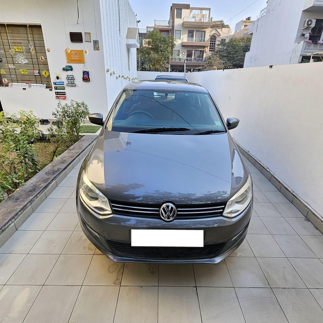 Second-hand 2013 Volkswagen Polo 1.5 TDI Comfortline for sale in Gurgaon-3