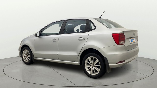 Volkswagen Ameo 1.5 TDI Highline Second-hand 2017 Volkswagen Ameo 1.5 TDI Highline for sale in Bangalore-4