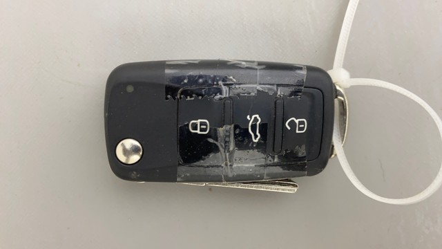 Volkswagen Ameo 1.5 TDI Highline Second-hand 2017 Volkswagen Ameo 1.5 TDI Highline for sale in Bangalore-21