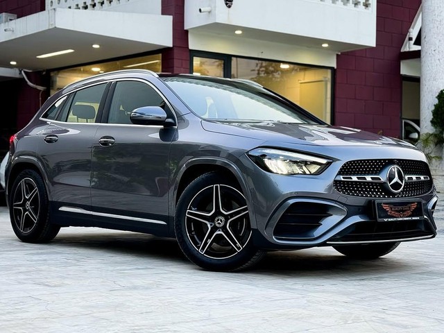 Second-hand 2025 Mercedes-Benz GLA 220d 4MATIC for sale in Jaipur-7