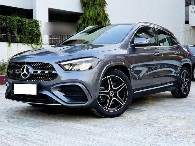 Second-hand 2025 Mercedes-Benz GLA 220d 4MATIC for sale in Jaipur-4