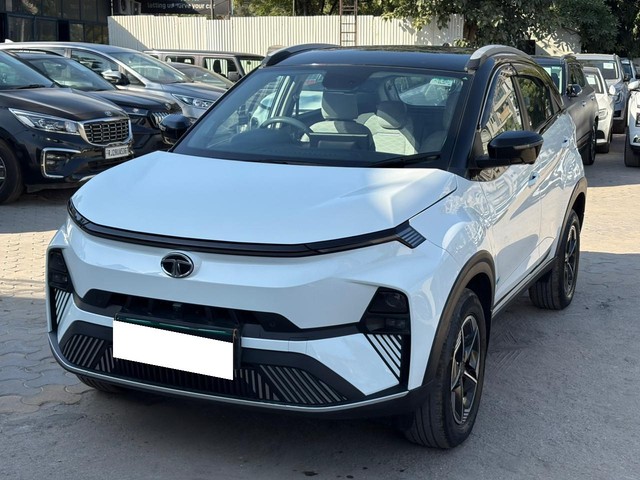 Second-hand 2023 Tata Nexon EV Empowered Plus LR for sale in Jaipur-5