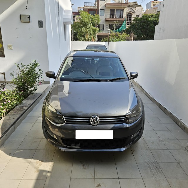 Second-hand 2013 Volkswagen Polo 1.2 MPI Highline for sale in Gurgaon-2