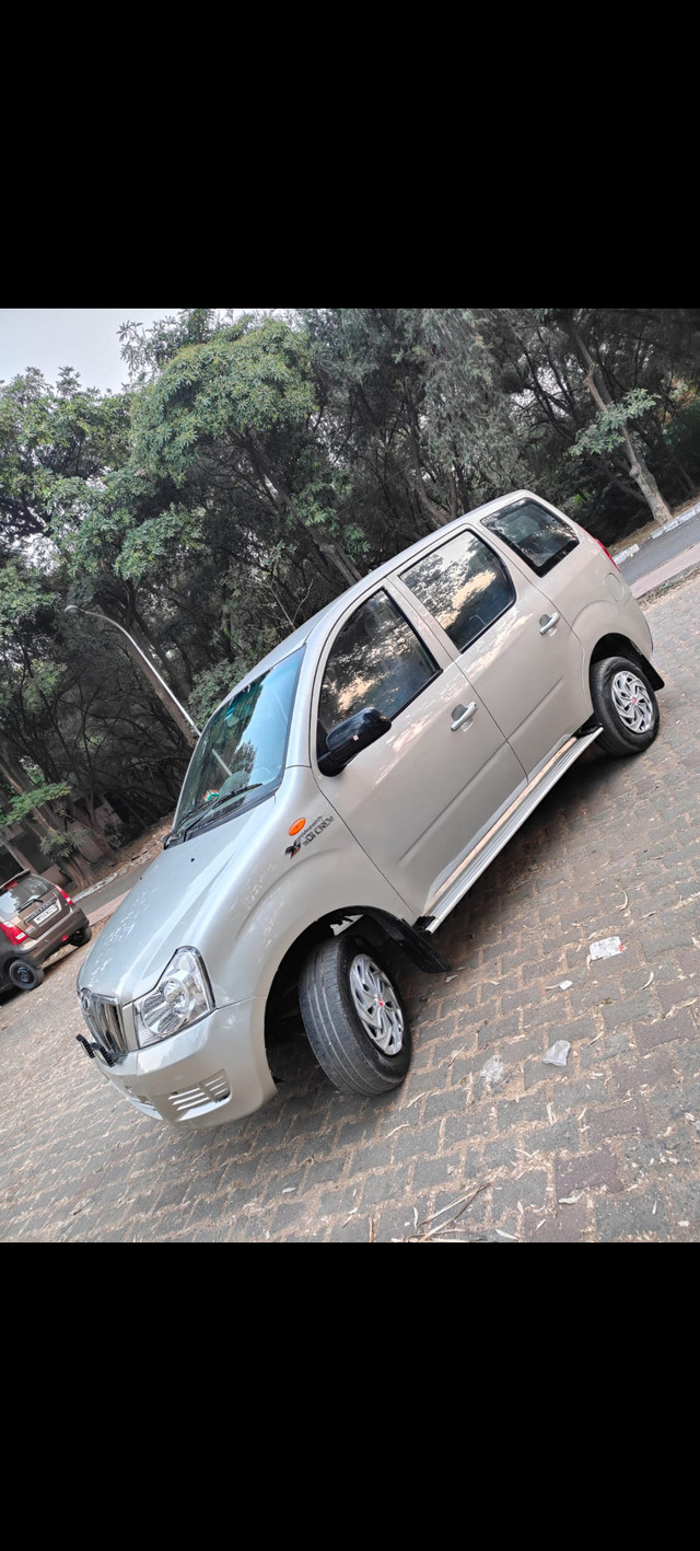 Second-hand 2011 Mahindra Xylo D2 for sale in Bhopal-3