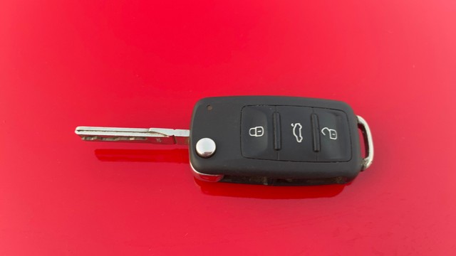 Second-hand 2018 Volkswagen Polo 1.0 MPI Highline Plus for sale in Coimbatore-21