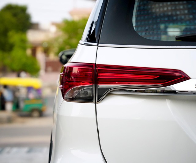 Second-hand 2018 Toyota Fortuner 2.8 2WD MT BSIV for sale in Jaipur-6