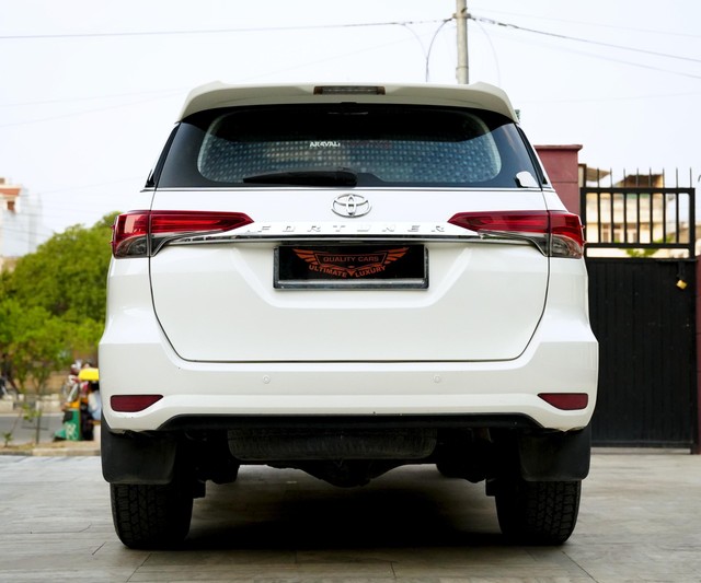 Second-hand 2018 Toyota Fortuner 2.8 2WD MT BSIV for sale in Jaipur-2