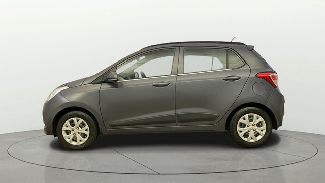Second-hand 2016 Hyundai Grand i10 Sportz for sale in Gurgaon-5