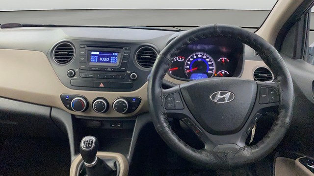 Second-hand 2016 Hyundai Grand i10 Sportz for sale in Gurgaon-12