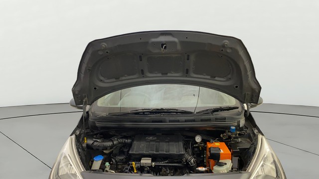 Second-hand 2016 Hyundai Grand i10 Sportz for sale in Gurgaon-9