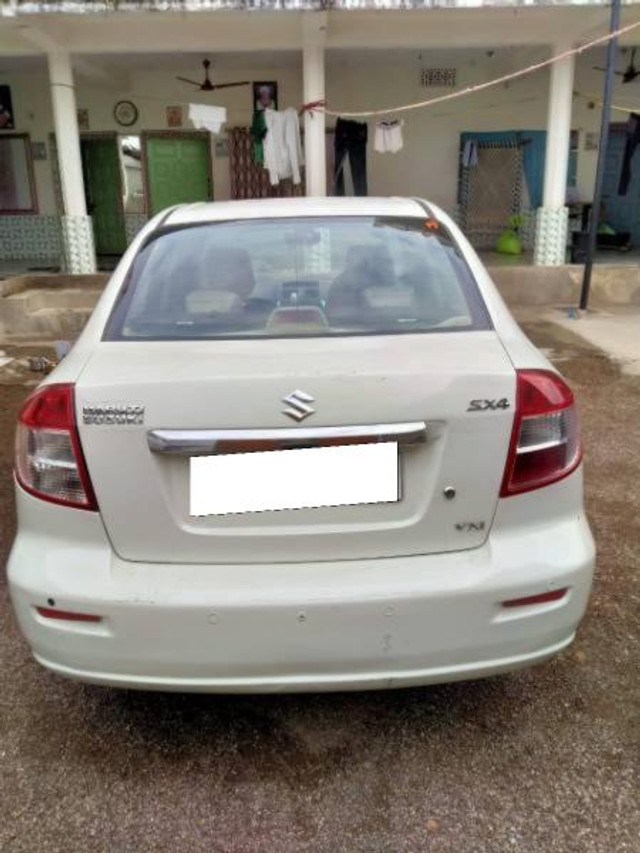 Second-hand 2011 Maruti SX4 VXI for sale in Surat-1