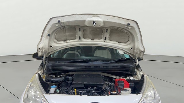 Second-hand 2016 Hyundai Grand i10 Asta Option AT for sale in Surat-9