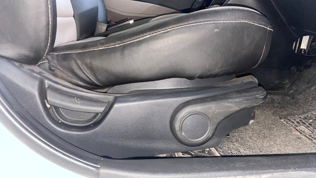 Second-hand 2016 Hyundai Grand i10 Asta Option AT for sale in Surat-18