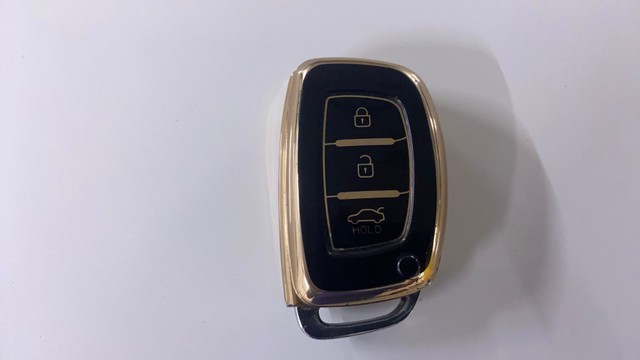 Second-hand 2016 Hyundai Grand i10 Asta Option AT for sale in Surat-21