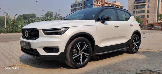 Second-hand 2021 Volvo XC40 T4 R-Design for sale in New Delhi-13