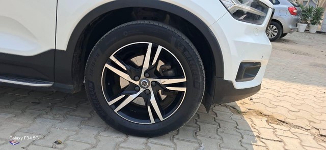 Second-hand 2021 Volvo XC40 T4 R-Design for sale in New Delhi-19