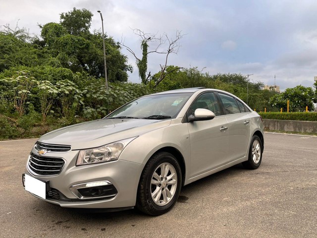 Second-hand 2016 Chevrolet Cruze LTZ AT for sale in New Delhi-5