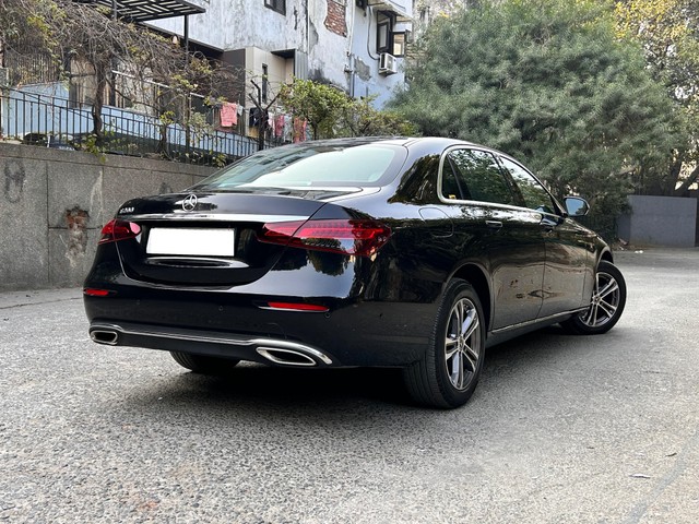 Second-hand 2022 Mercedes-Benz E-Class Expression E 200 for sale in New Delhi-18