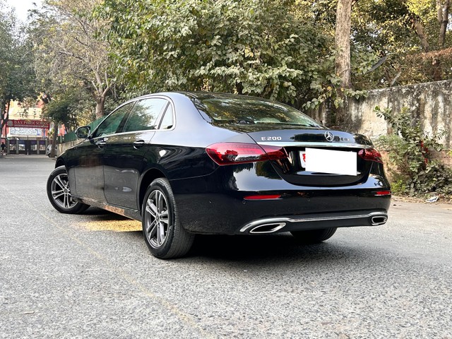 Second-hand 2022 Mercedes-Benz E-Class Expression E 200 for sale in New Delhi-21