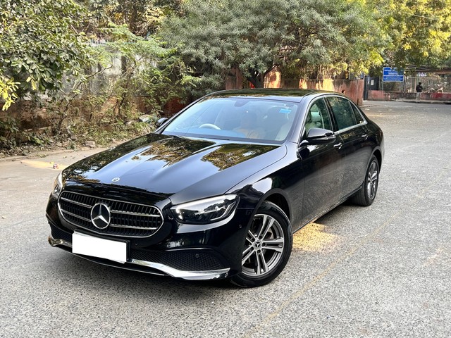 Second-hand 2022 Mercedes-Benz E-Class Expression E 200 for sale in New Delhi-2