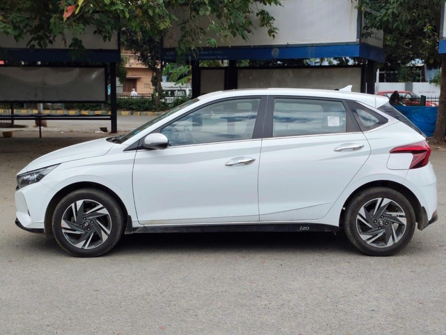 Second-hand 2021 Hyundai i20 Asta Opt BSVI for sale in Bangalore-3