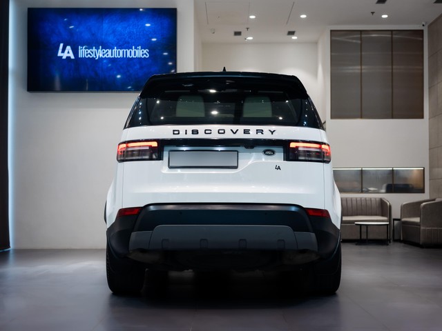 Second-hand 2019 Land Rover Discovery SE 2.0 SD4 for sale in Kolkata-20