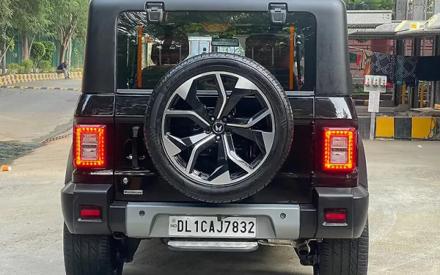 Second-hand 2021 Mahindra Thar LX 4WD Hard Top AT BSVI for sale in New Delhi-5