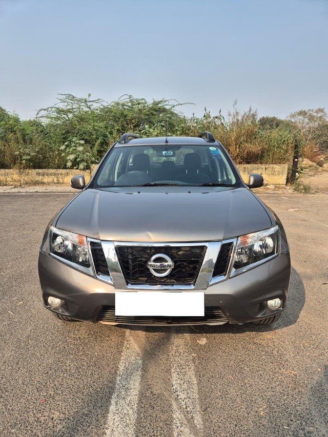 Second-hand 2017 Nissan Terrano XL Plus 85 PS for sale in New Delhi-3