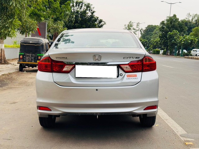 Second-hand 2014 Honda City i DTEC E for sale in Vadodara-2