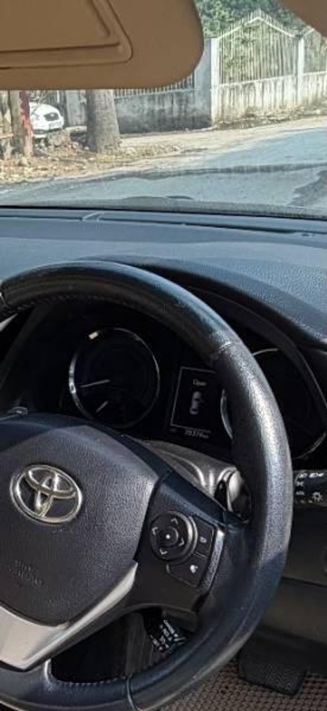 Toyota Corolla Altis 1.8 VL CVT Second-hand 2018 Toyota Corolla Altis 1.8 VL CVT for sale in Ghaziabad-7
