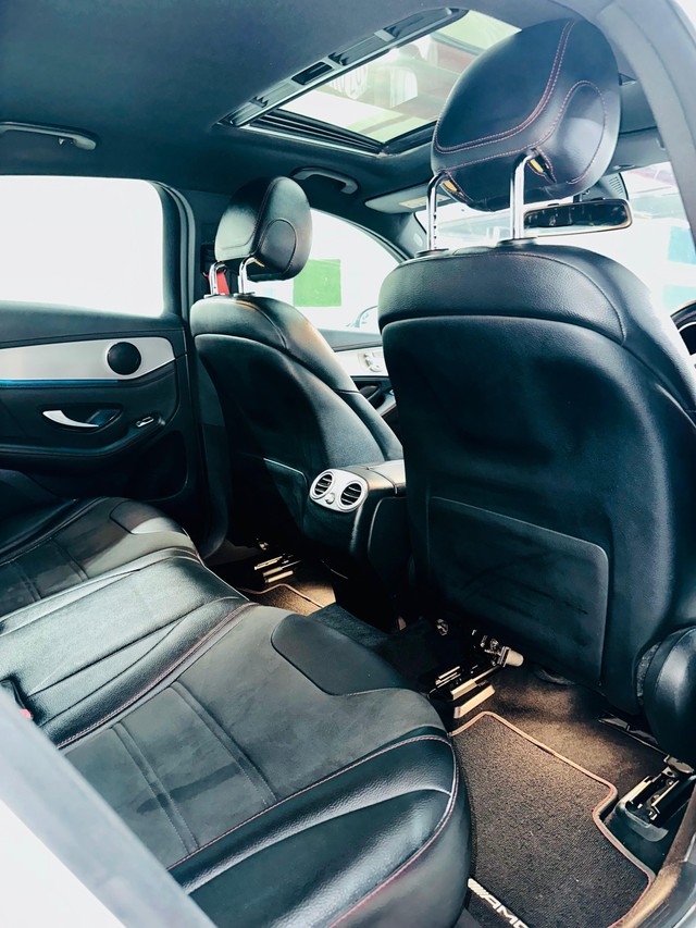 Second-hand 2019 Mercedes-Benz AMG C43 4MATIC Coupe for sale in Mumbai-20