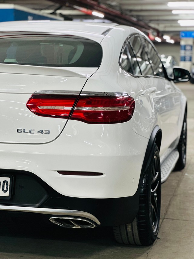 Second-hand 2019 Mercedes-Benz AMG C43 4MATIC Coupe for sale in Mumbai-10