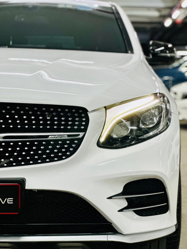 Second-hand 2019 Mercedes-Benz AMG C43 4MATIC Coupe for sale in Mumbai-12