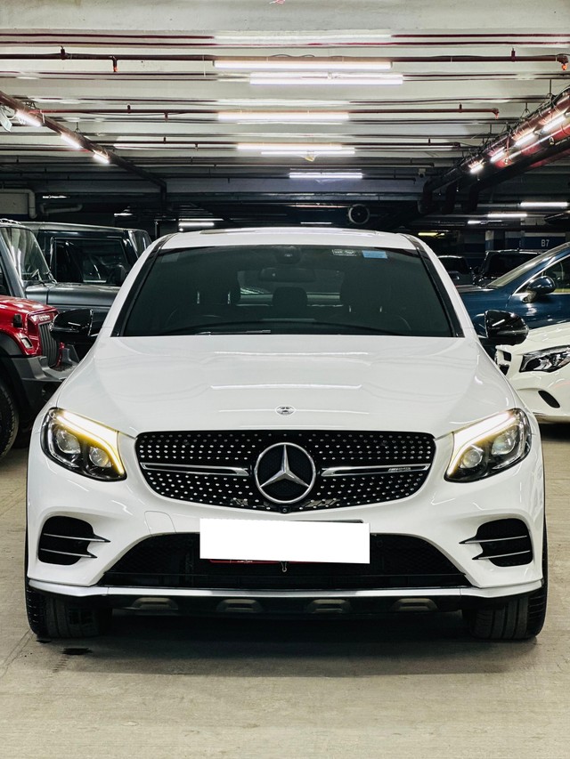 Second-hand 2019 Mercedes-Benz AMG C43 4MATIC Coupe for sale in Mumbai-4