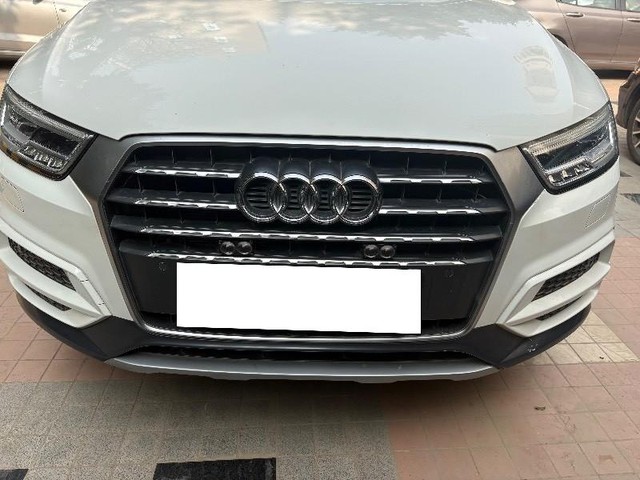 Second-hand 2019 Audi Q3 30 TFSI Premium FWD for sale in Gurgaon-11