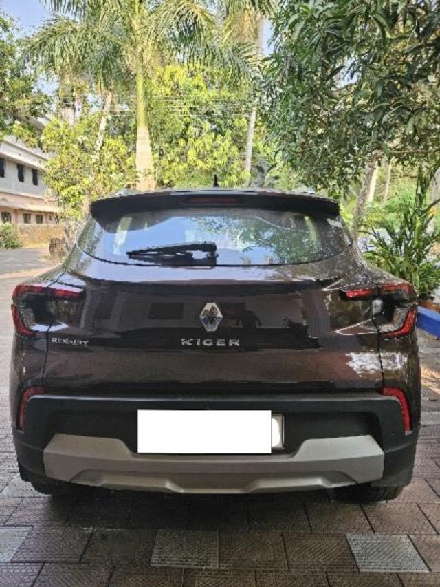 Second-hand 2024 Renault Kiger RXT AMT for sale in Kannur-1