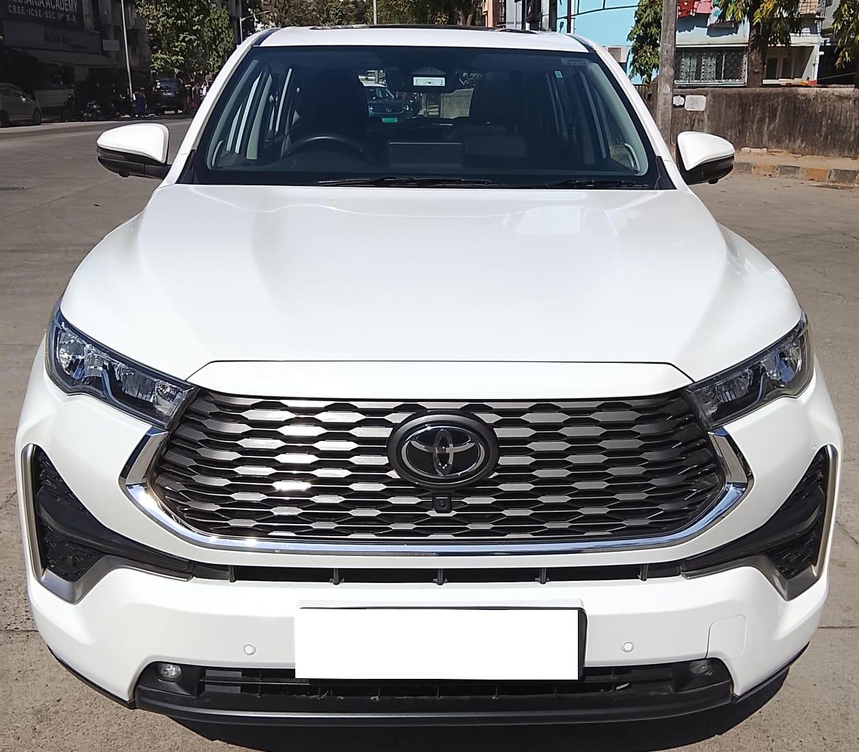 Used 2023 Toyota Innova Hycross 1987 cc Petrol Automatic Car in Mumbai ...
