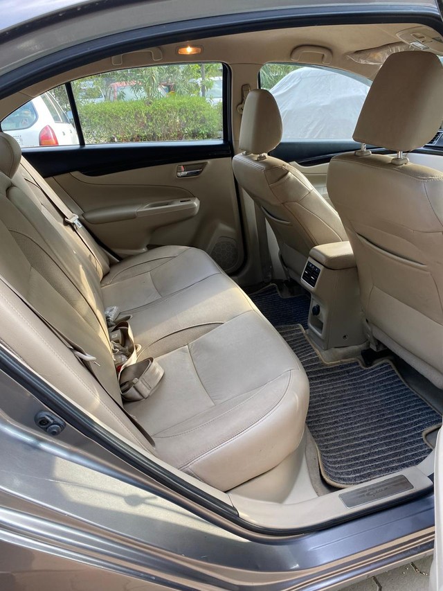 Second-hand 2018 Maruti Ciaz 1.4 Alpha for sale in Ahmedabad-8