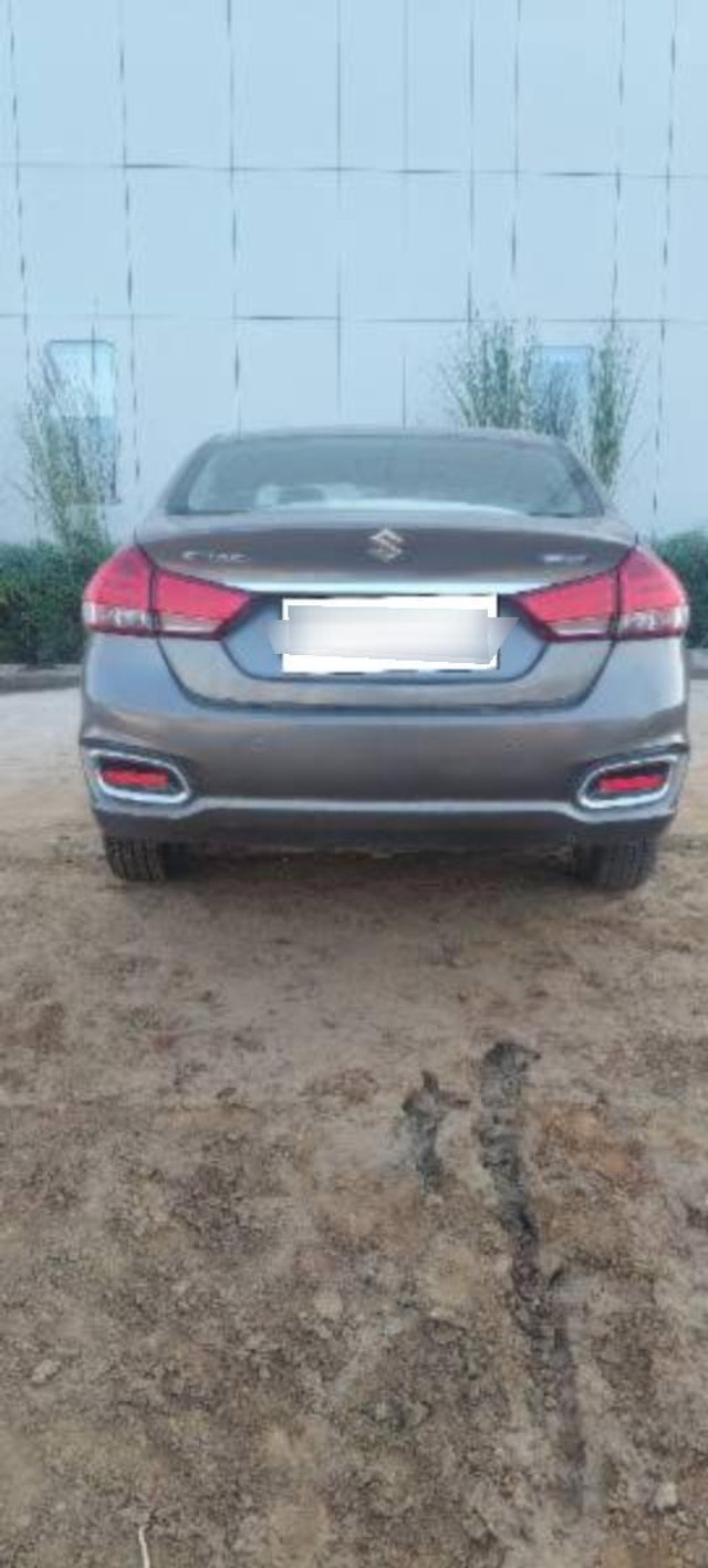 Second-hand 2018 Maruti Ciaz 1.4 Alpha for sale in Ahmedabad-6