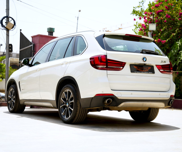 Second-hand 2016 BMW X5 xDrive 30d Design Pure Experience 5 Seater for sale in Jaipur-15