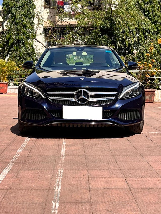 Second-hand 2017 Mercedes-Benz C-Class C 200 Avantgarde Edition C for sale in Mumbai-14