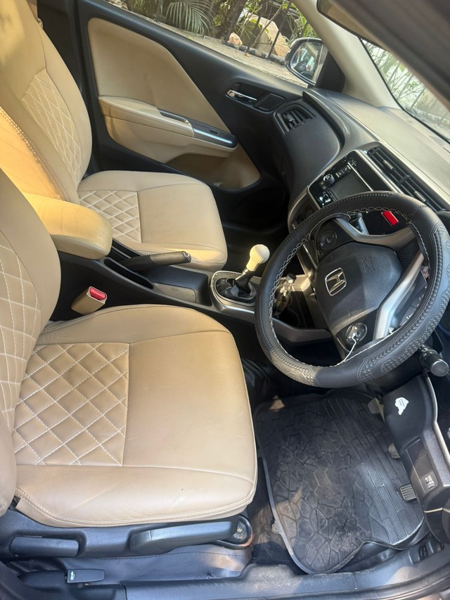 Second-hand 2015 Honda City i VTEC VX for sale in Mumbai-3