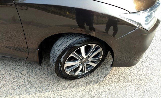 Second-hand 2017 Honda City i VTEC V for sale in New Delhi-8