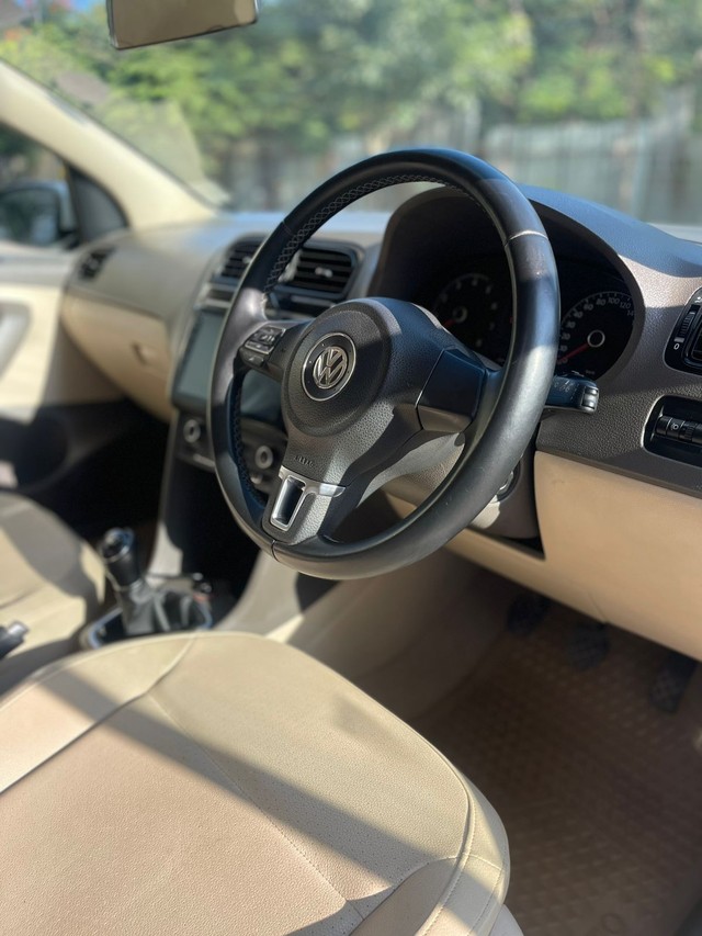 Second-hand 2012 Volkswagen Vento Petrol Highline for sale in Bangalore-24