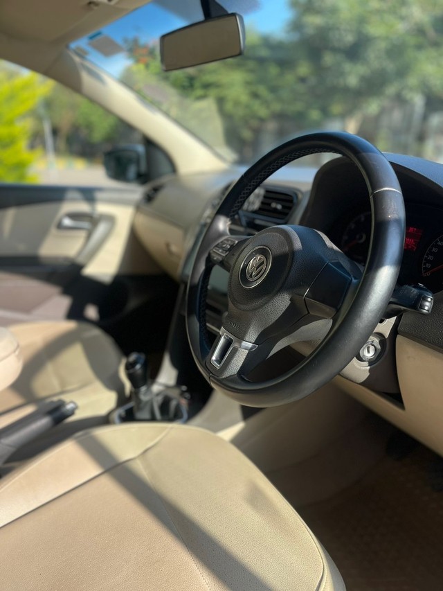 Second-hand 2012 Volkswagen Vento Petrol Highline for sale in Bangalore-20