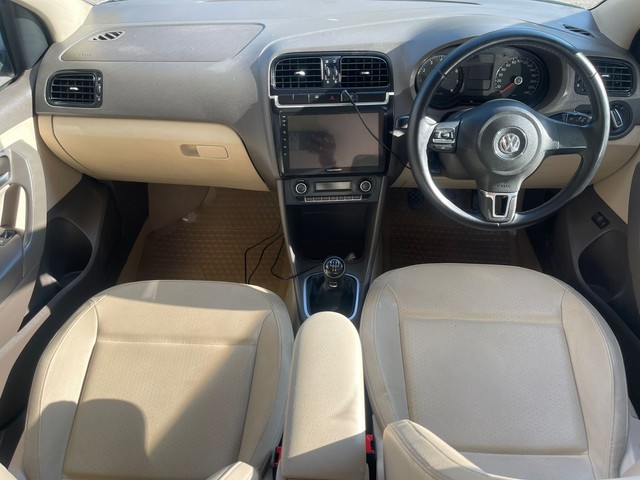 Second-hand 2012 Volkswagen Vento Petrol Highline for sale in Bangalore-5