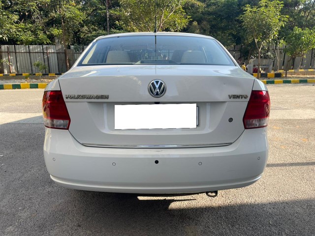 Second-hand 2012 Volkswagen Vento Petrol Highline for sale in Bangalore-13